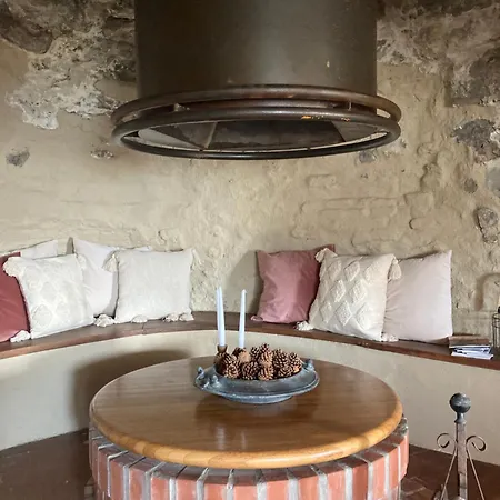 Casa Di Pietra Сasa de vacaciones *